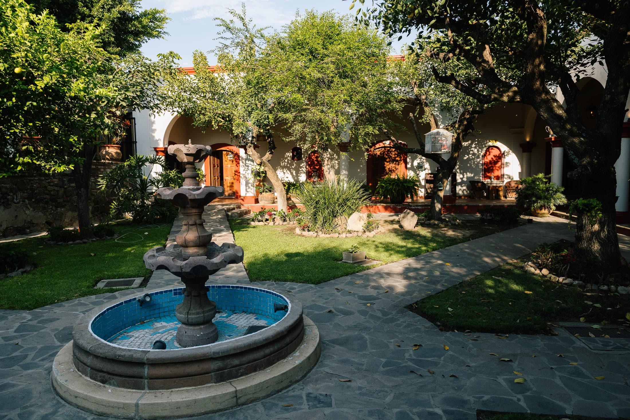 Fuente entre los jardines · Hacienda San Nicolás